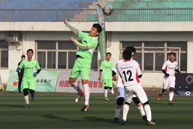 哈登26+11快船逆转热火回第6 活塞险胜尼克斯