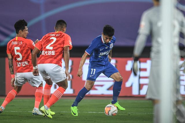 CBA夏联-刘家昕17分青岛击败江苏 刘泽希10+10